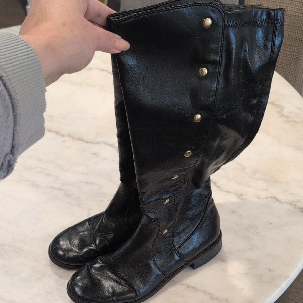 Black Leather Knee-High Boots